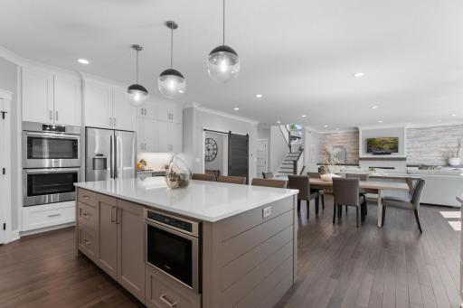 2576 Timber Oaks Road SW, Rochester, MN 55902