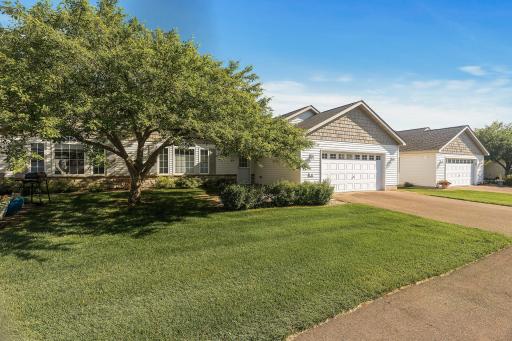 Welcome home to 89 Bridgewater Trail in Hudson, WI!