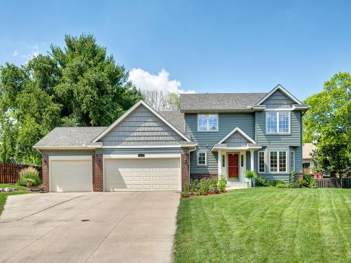 421 Oak Creek Court, Saint Paul, MN 55127