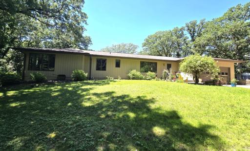 21200 5th Street NW, New London, MN 56273