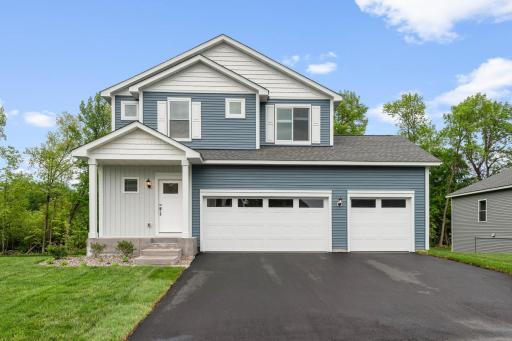 Exterior color scheme varies. See next pic for exterior color scheme.