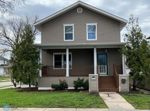 802 11th Avenue N, Fargo, ND 58102