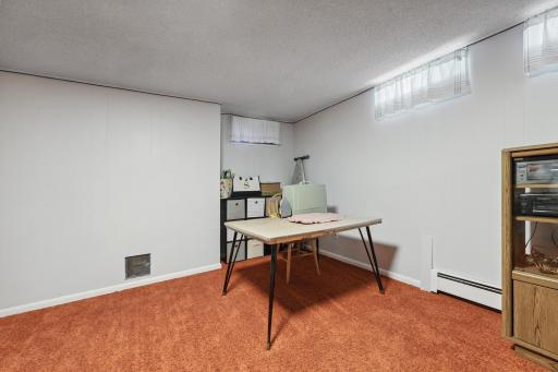 1670 W Broadway Street, Winona, MN 55987