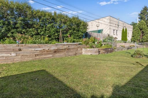 1670 W Broadway Street, Winona, MN 55987