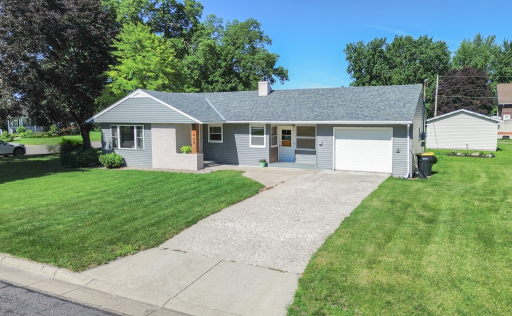 460 S 3rd Street, Bird Island, MN 55310