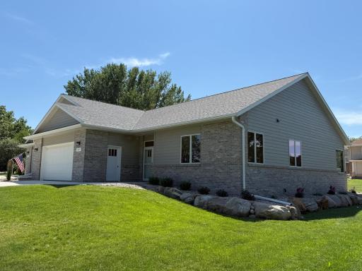 1207 S Shore Drive, Worthington, MN 56187