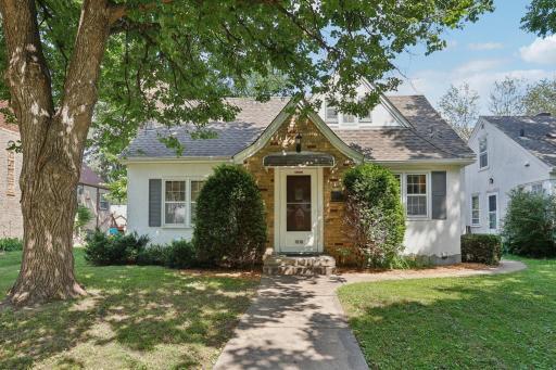 1578 Chelsea Street, Saint Paul, MN 55108