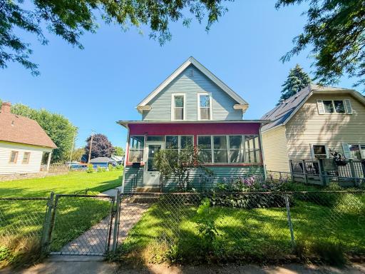 989 Conway Street, Saint Paul, MN 55106