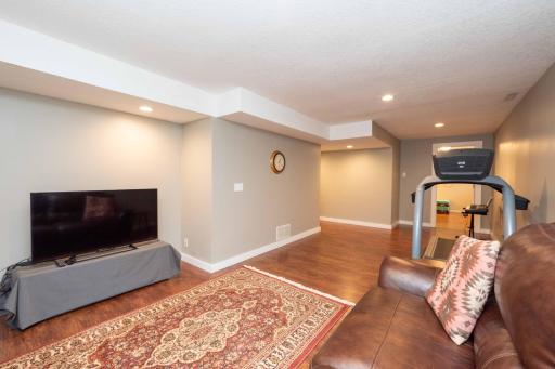 4810 Juneau Lane N, Plymouth, MN 55446