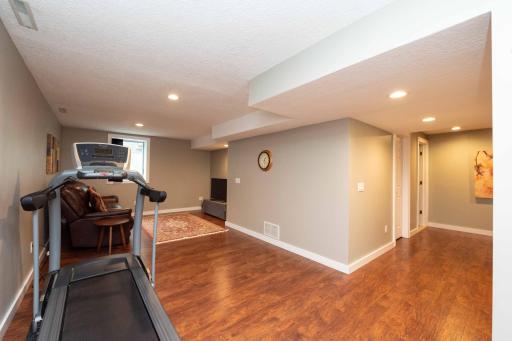4810 Juneau Lane N, Plymouth, MN 55446