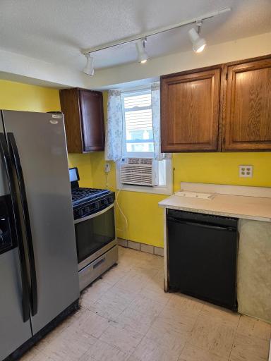 658 Bellows Street, Saint Paul, MN 55107