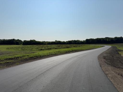 24x1 Holy Name Drive, Medina, MN 55340