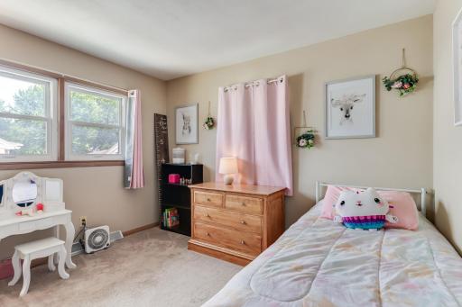 20_2053_29thStS_Bedroom1_mls.jpg