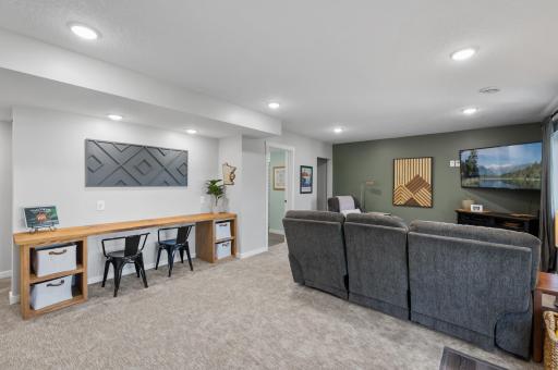 1126 Stonebridge Path, Jordan, MN 55352