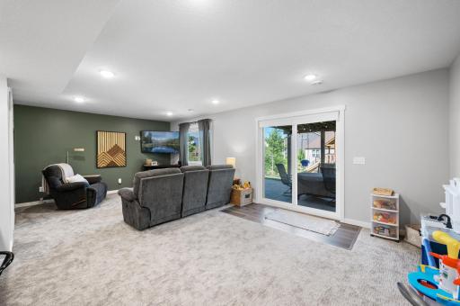 1126 Stonebridge Path, Jordan, MN 55352