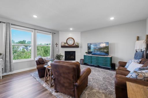 1126 Stonebridge Path, Jordan, MN 55352