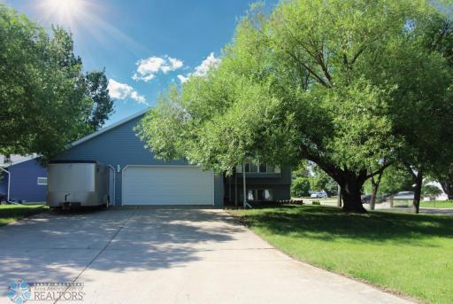 3101 Chelsea Avenue S, Moorhead, MN 56560