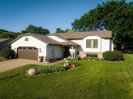 2711 S Cedar Avenue, Holmen, WI 54636