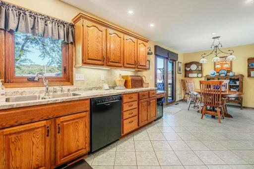 2711 S Cedar Avenue, Holmen, WI 54636