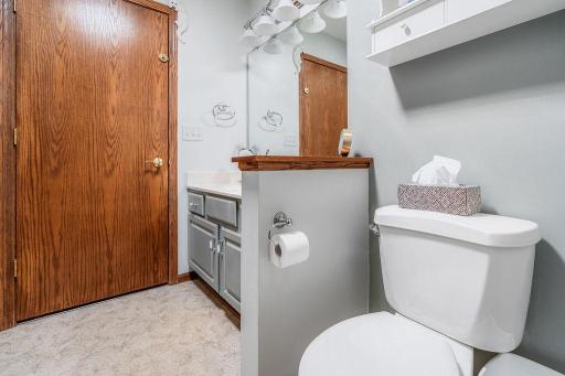 2711 S Cedar Avenue, Holmen, WI 54636