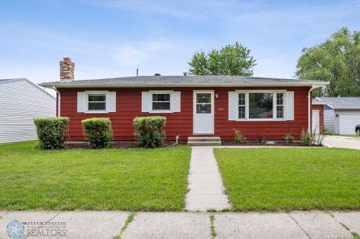 426 3rd Avenue E, West Fargo, ND 58078