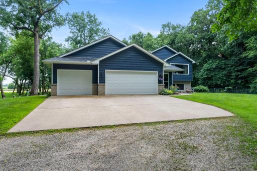 19025 30th Street, Winsted, MN 55395