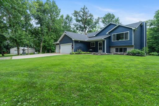 19025 30th Street, Winsted, MN 55395
