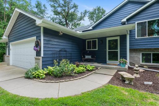 19025 30th Street, Winsted, MN 55395