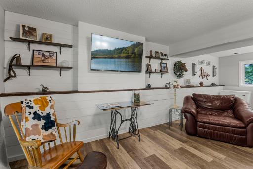 19025 30th Street, Winsted, MN 55395
