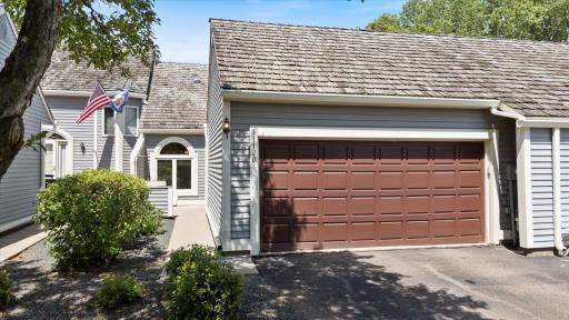 11120 Hyland Terrace, Eden Prairie, MN 55344