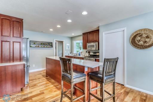 Kitchen1_1.jpg
