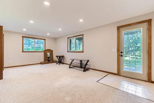 14829 50th Street N - MLS Sized - 020 - 17 Lower Level Family Room.jpg