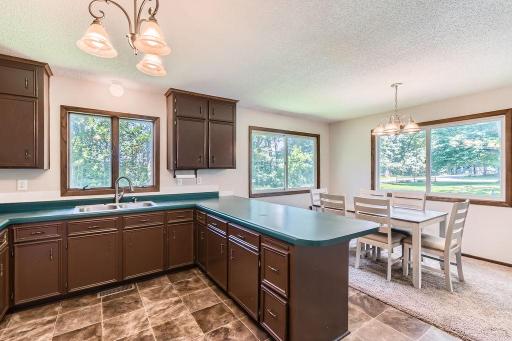 14829 50th Street N - MLS Sized - 011 - 08 Kitchen.jpg