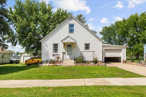 707 4th Avenue N, Lakefield, MN 56150
