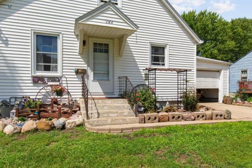 707 4th Avenue N, Lakefield, MN 56150