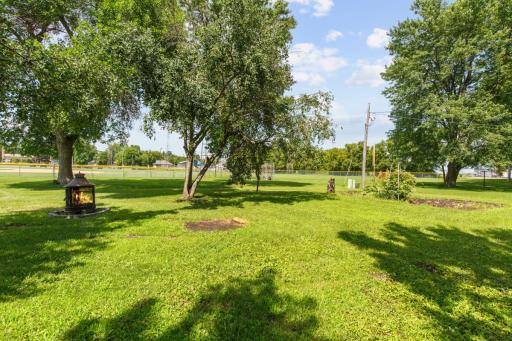 707 4th Avenue N, Lakefield, MN 56150
