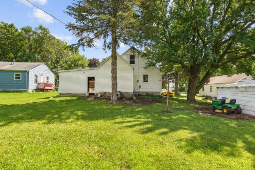 707 4th Avenue N, Lakefield, MN 56150