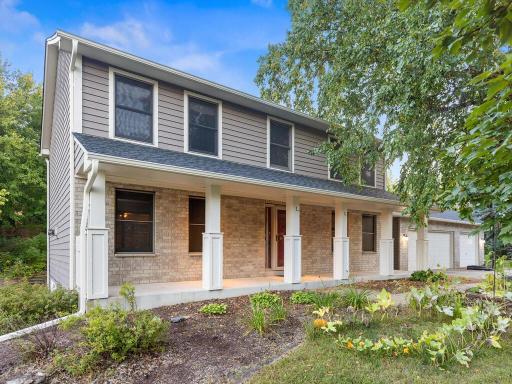 Welcome to your new Kettering Trail home located near recreation, shopping, and relaxing.
