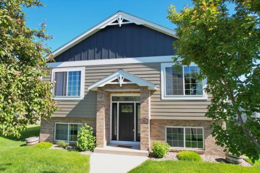 1801 Trentwood Drive, Sartell, MN 56377