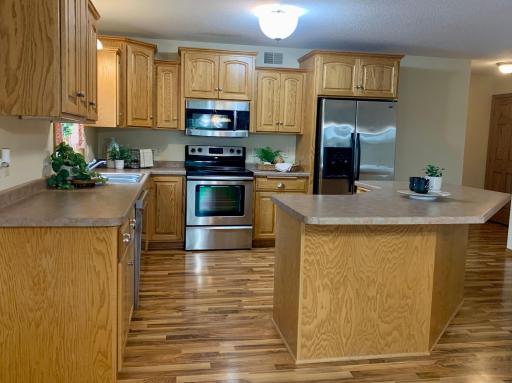 1801 Trentwood Drive, Sartell, MN 56377