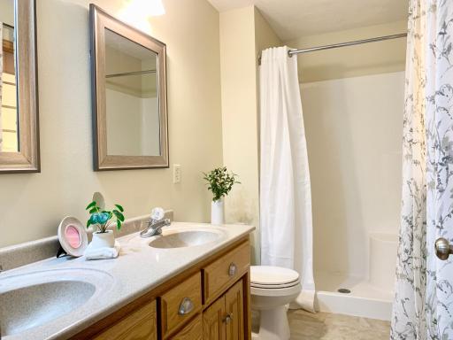 1801 Trentwood Drive, Sartell, MN 56377