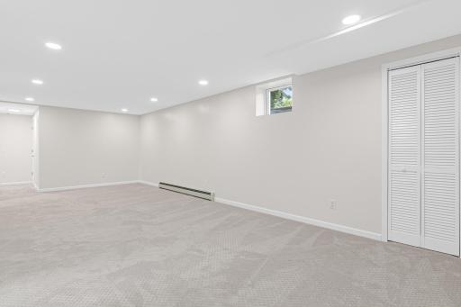 1456 Burke Ave, Roseville1456 Burke Ave, Roseville1456 Burke Ave, Roseville-15.jpg