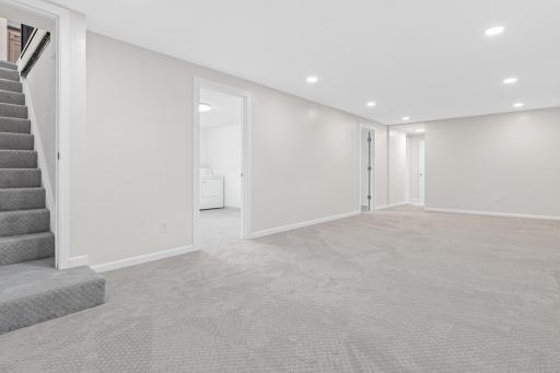 1456 Burke Ave, Roseville1456 Burke Ave, Roseville1456 Burke Ave, Roseville-16.jpg