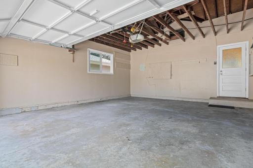 1456 Burke Ave, Roseville1456 Burke Ave, Roseville1456 Burke Ave, Roseville-25.jpg