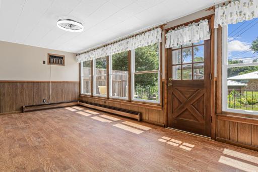 1456 Burke Ave, Roseville1456 Burke Ave, Roseville1456 Burke Ave, Roseville-12.jpg