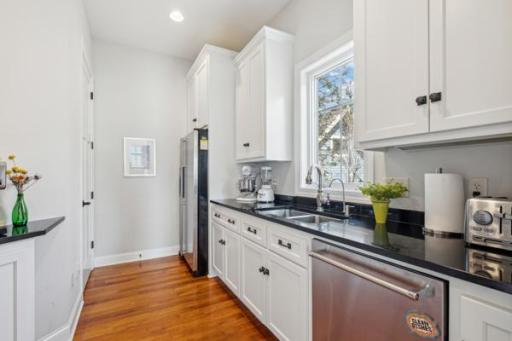 Butler Pantry / Coffee Nook