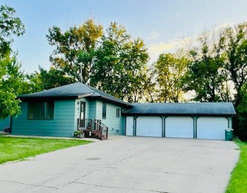 741 Main Street, Tracy, MN 56175