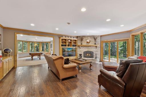 13985 Crowne Hill Lane, Minnetonka, MN 55305