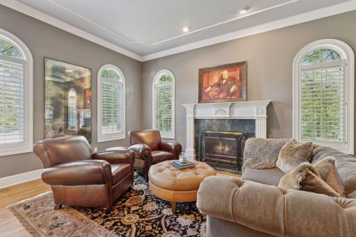 13985 Crowne Hill Lane, Minnetonka, MN 55305