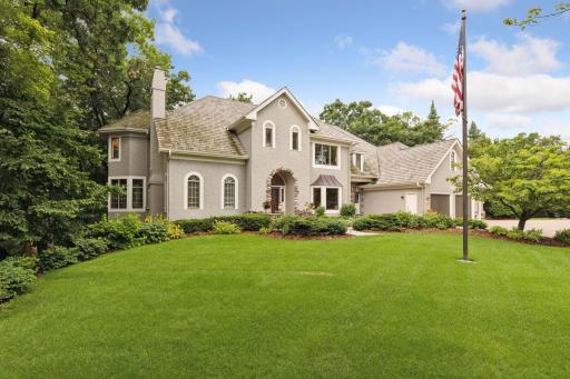 13985 Crowne Hill Lane, Minnetonka, MN 55305